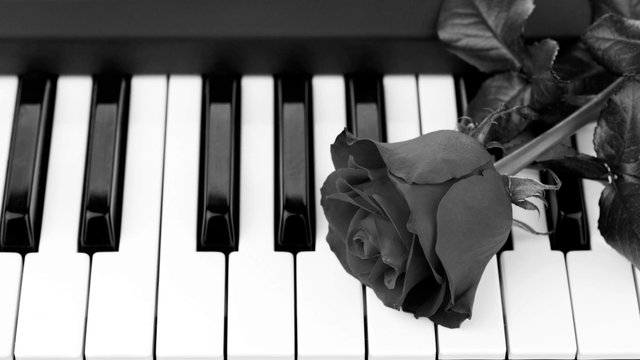 Memorial music